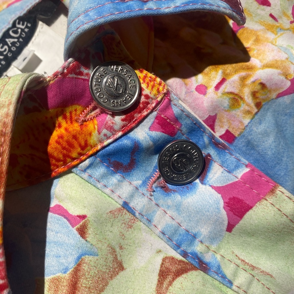 Colorful Versace jacket - Picture 4 of 8